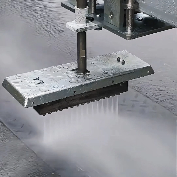 混凝土路面自动拉毛装置 混凝土路面自动拉毛装置